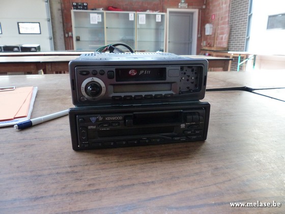 Autoradio's "Kenwood"