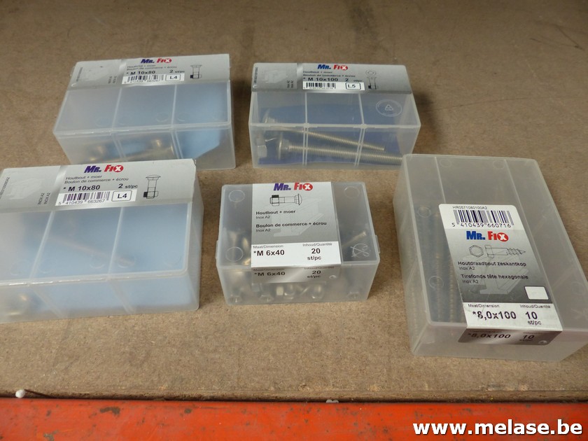 Inox houtbouten + moer