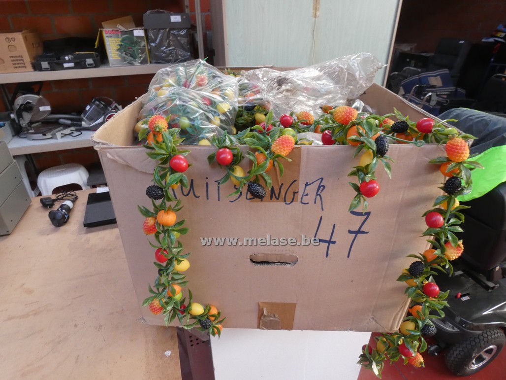 Plastieken fruitslingers