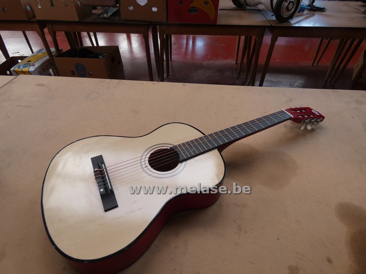 Gitaar "CB Sky"