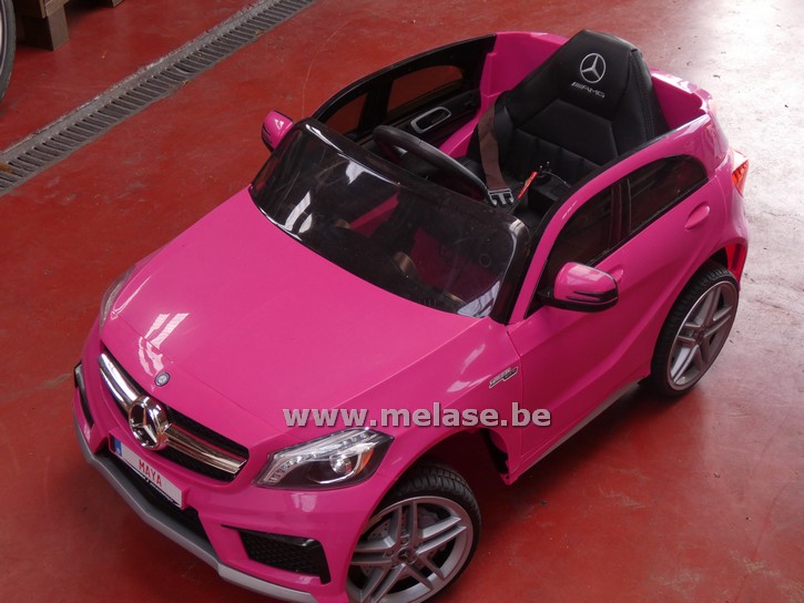 Elektrische kinderauto "Mercedes AMG"