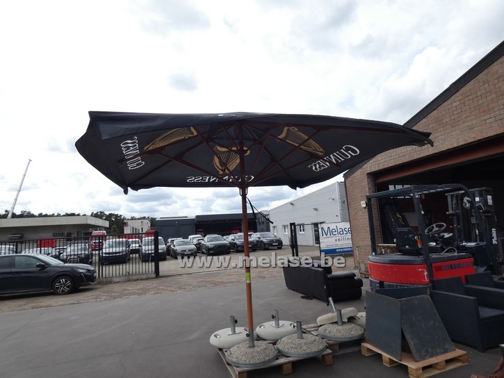 Parasol "Guiness"