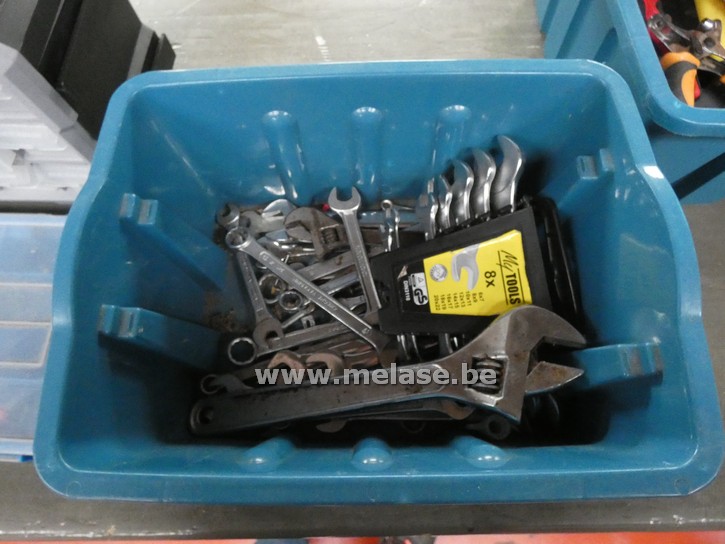 Bak divers handgereedschap "sleutels"