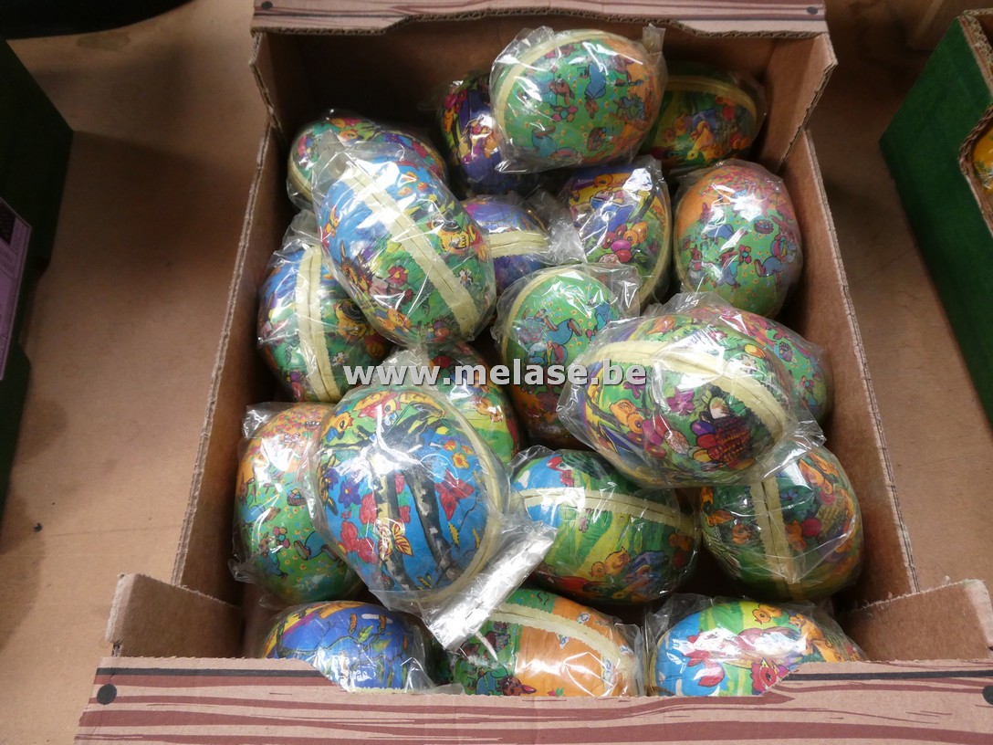 Kartonnen paaseieren om te vullen