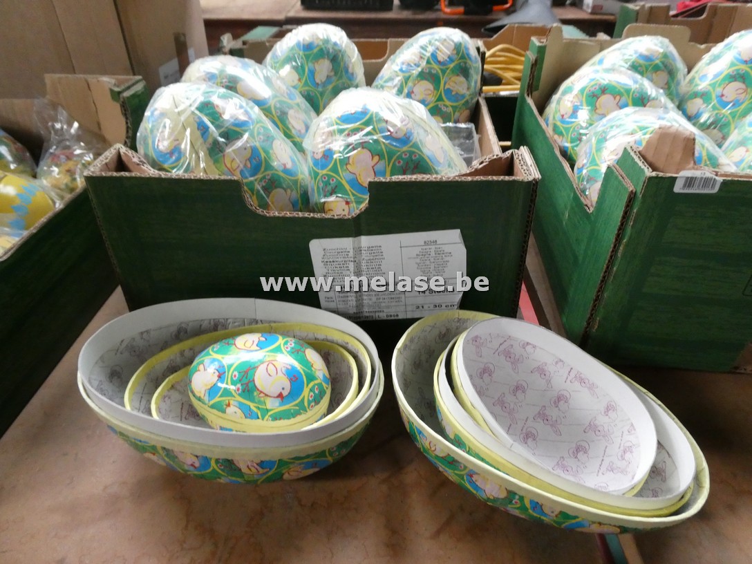 Kartonnen paaseieren om te vullen