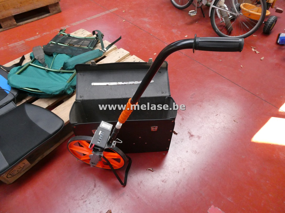 Landmeterswiel + koffer