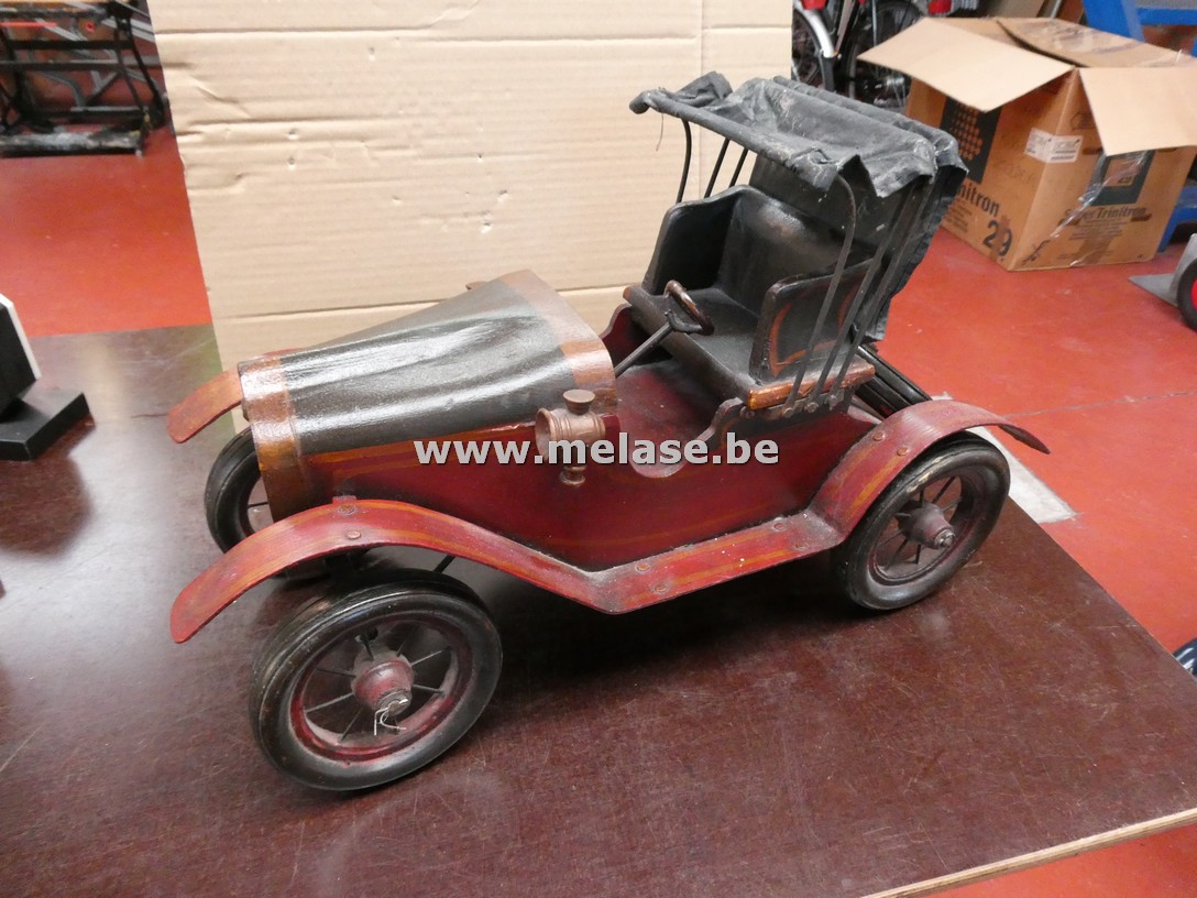 Decoratieve miniatuurauto "Ford oldtimer"