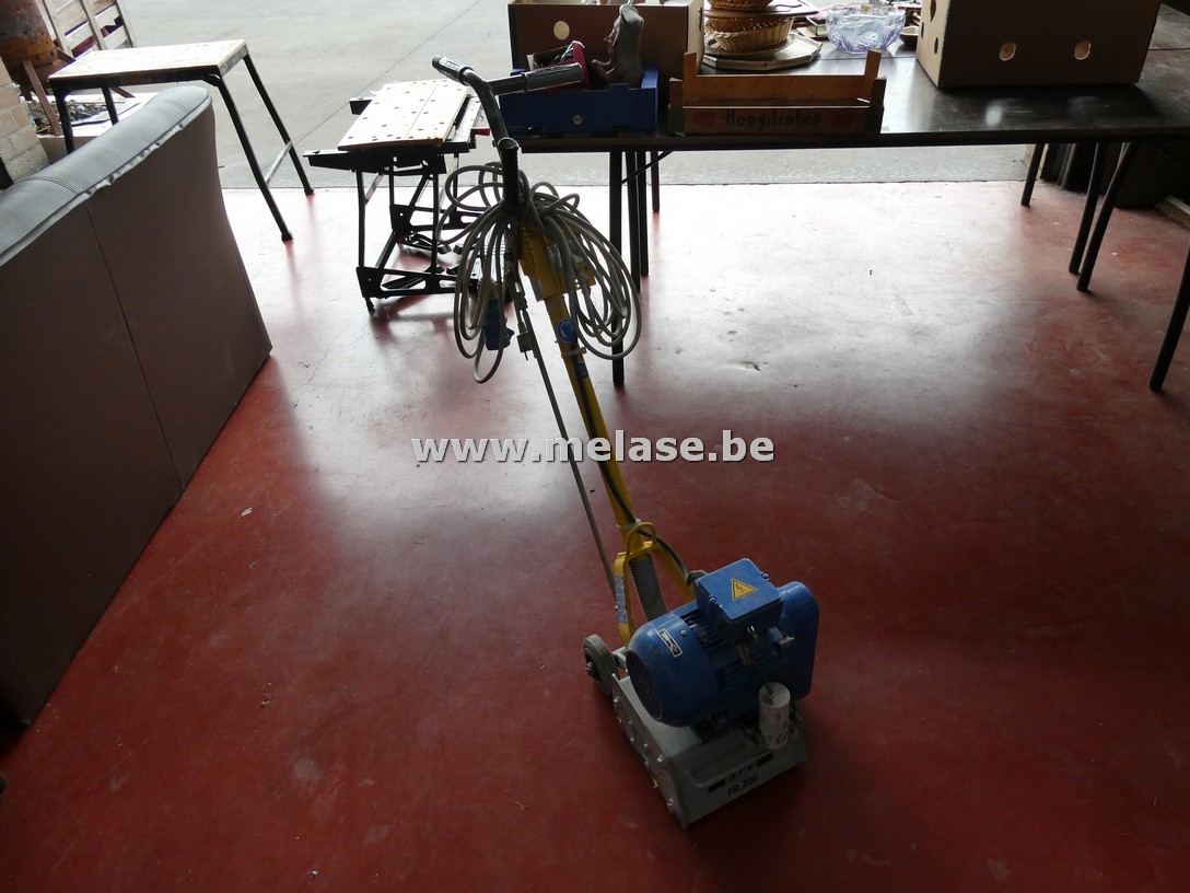 Vloerfreesmachine "Von Arx 200"