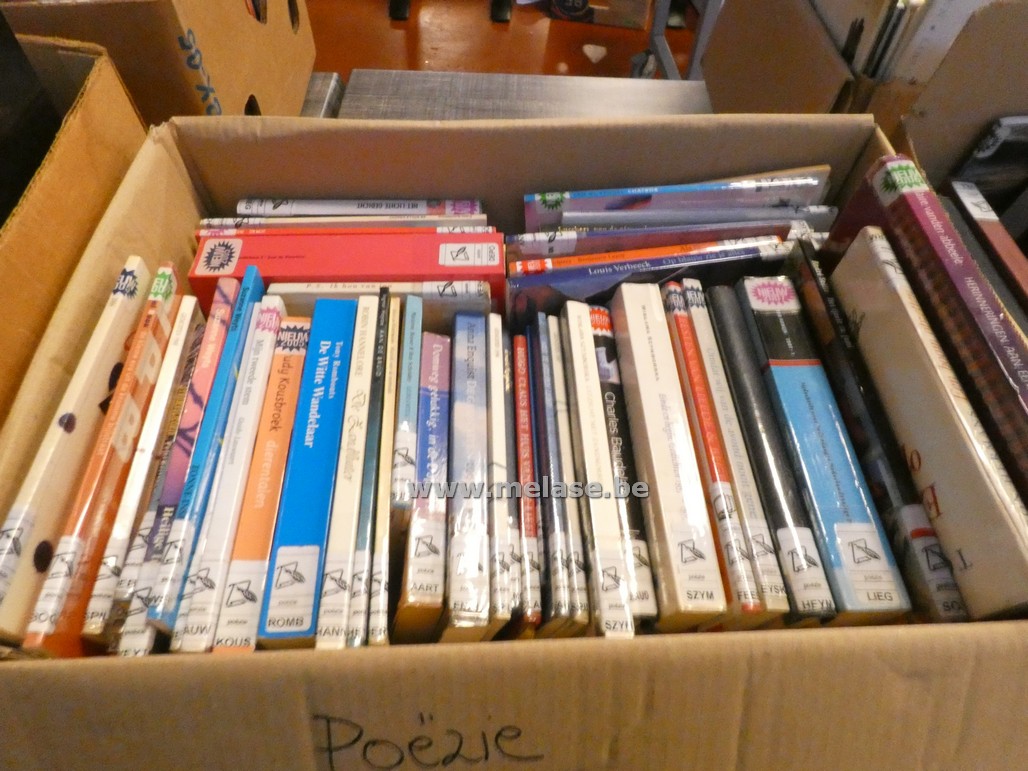Doos boeken "Poëzie"