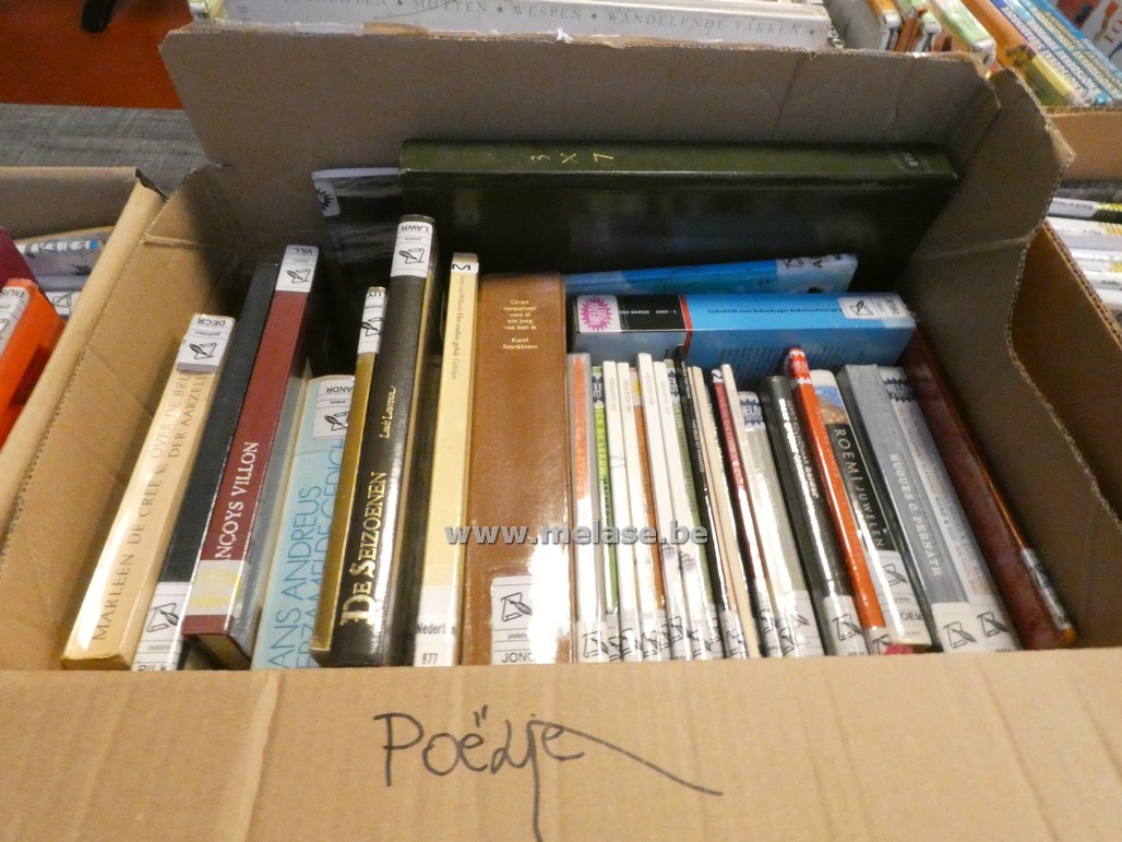 Doos boeken "Poëzie"