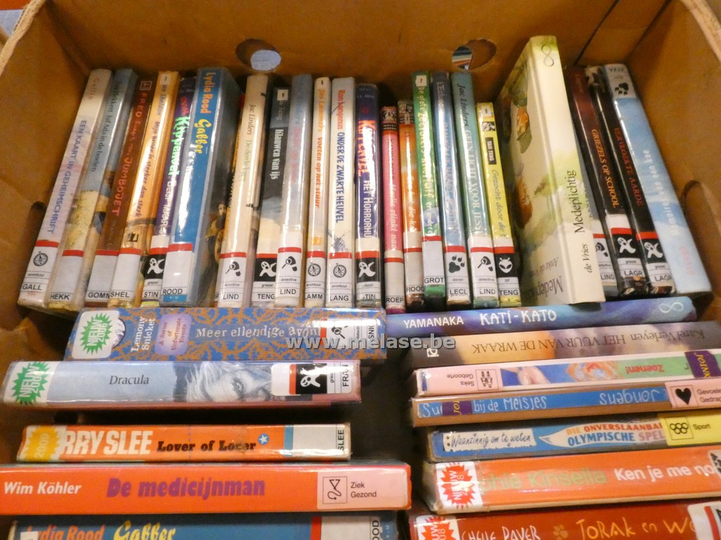 Doos jeugdboeken "14+"