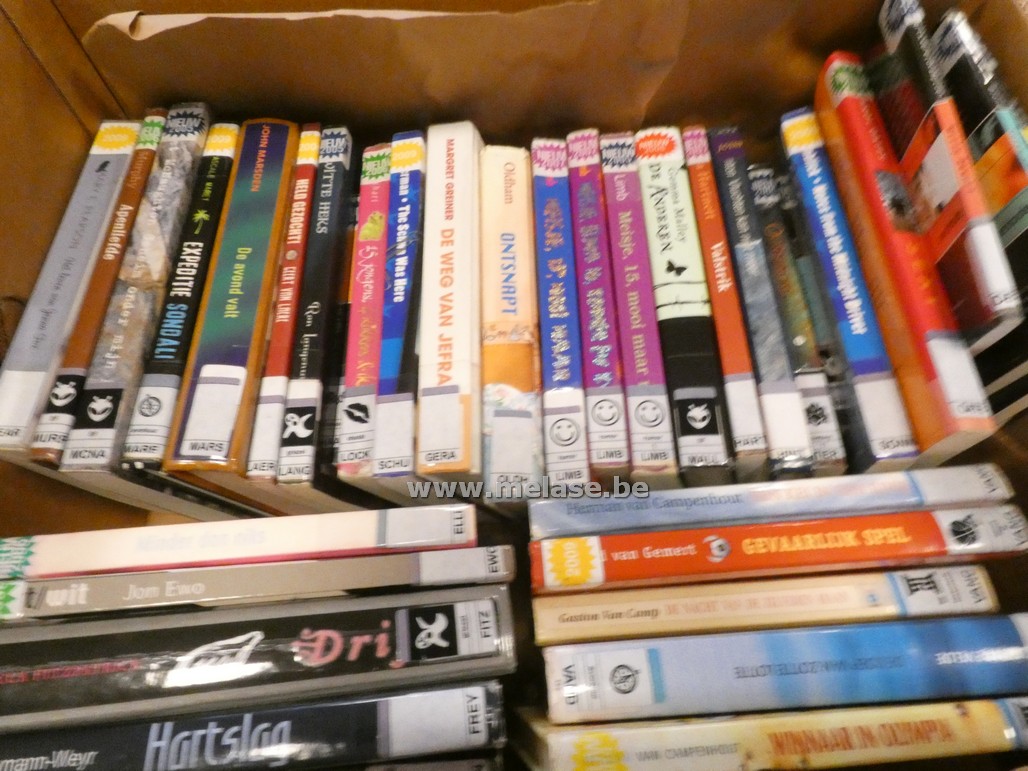Doos jeugdboeken "14+"