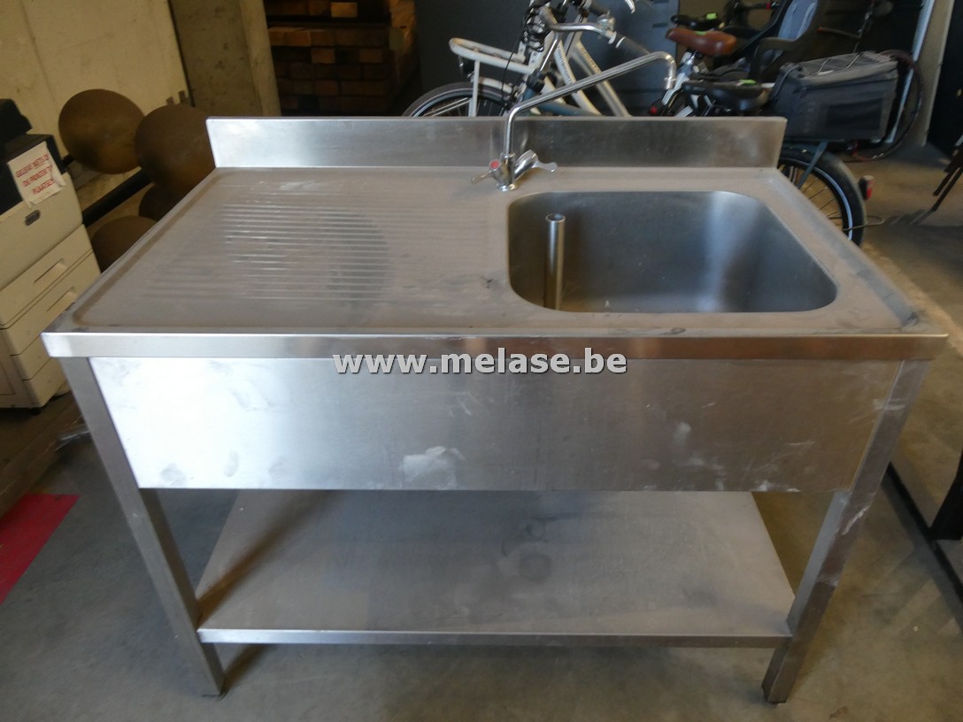 Afwasbak met kraan