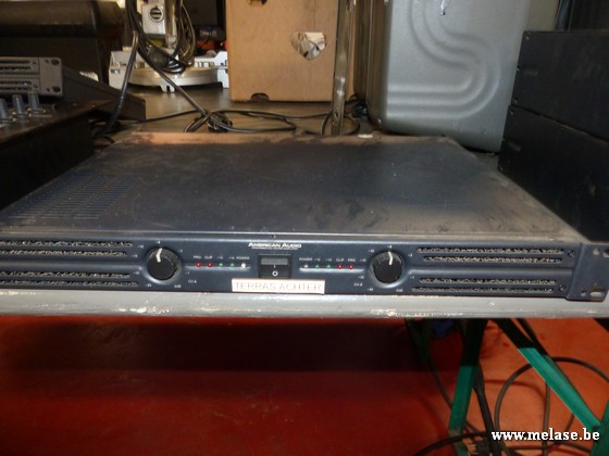 Versterker "American Audio"