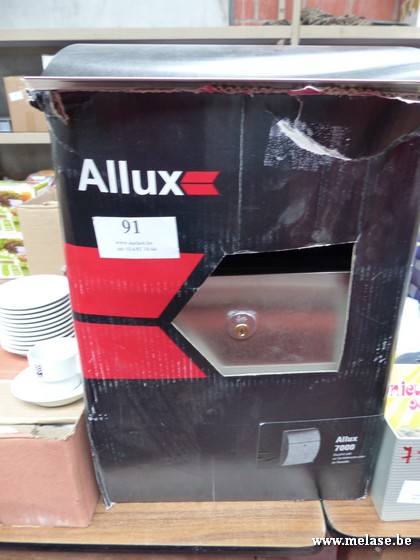 Brievenbus "Alux 7000"
