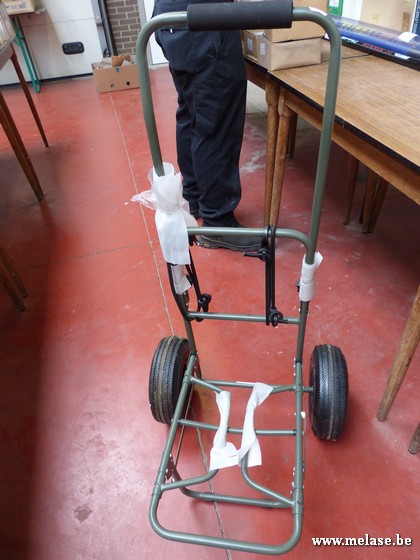 Transportkarretje voor visbak