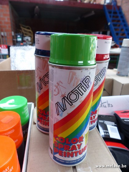 Color spray "groen-rood-blauw"
