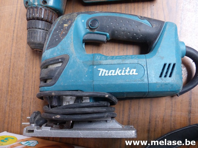 Decoupeerzaag "Makita"