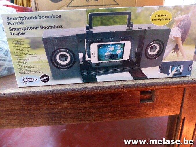 SmartPhone Boombox