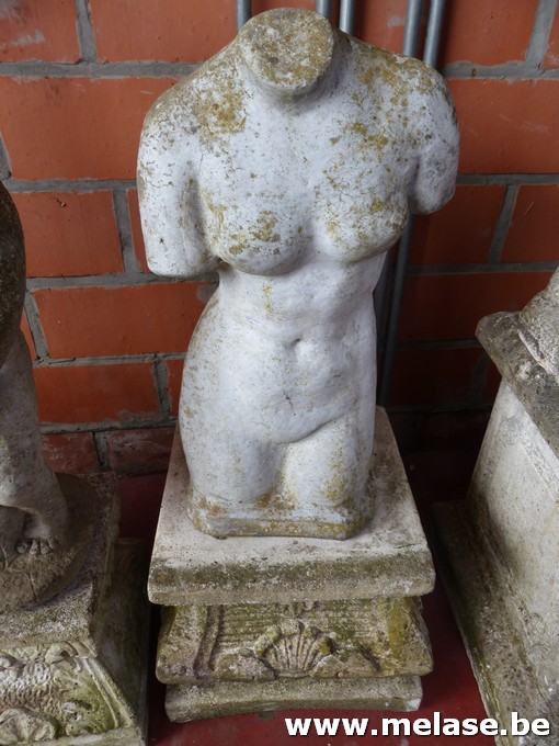 Tuinbeeld "buste"