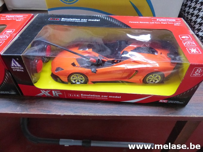 Auto op afstandsbediening "XF-car - oranje"