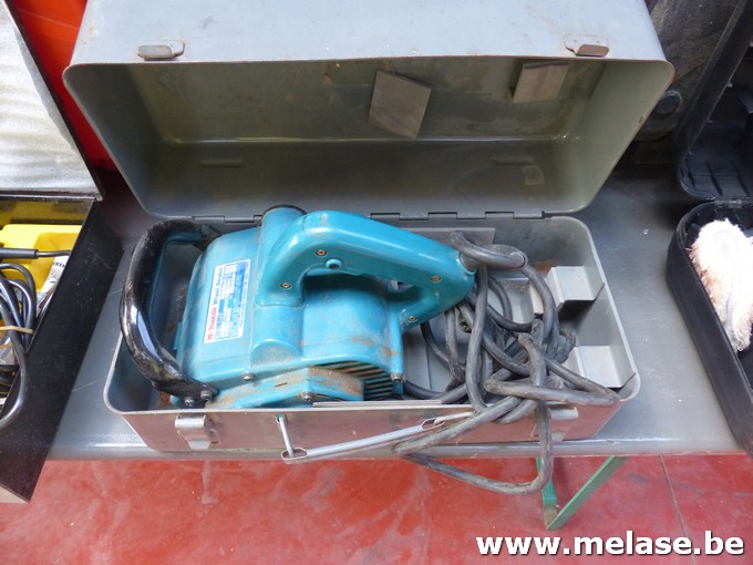 Schuurmachine "Makita"