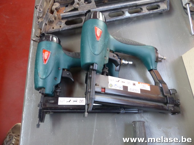 Niet/nagelspistolen "Airpress"