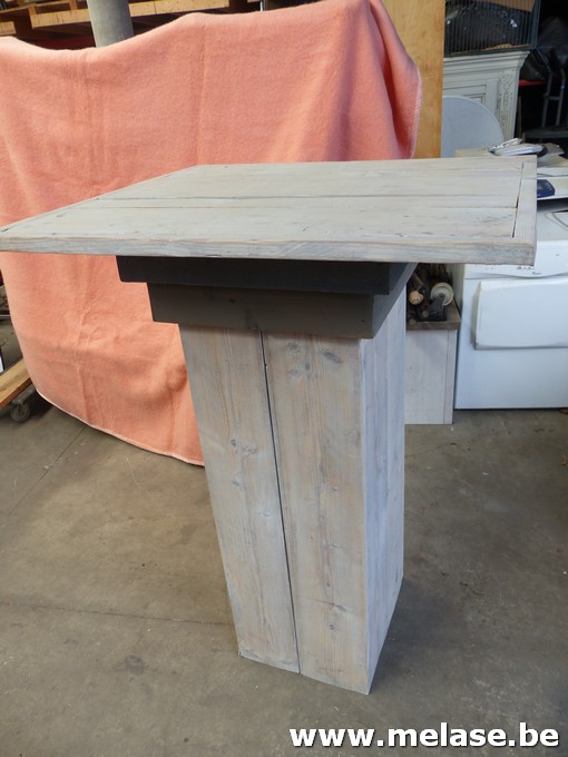 Hoge staantafel