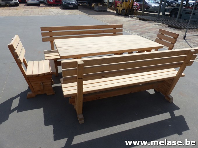 Tafel "hoekig"