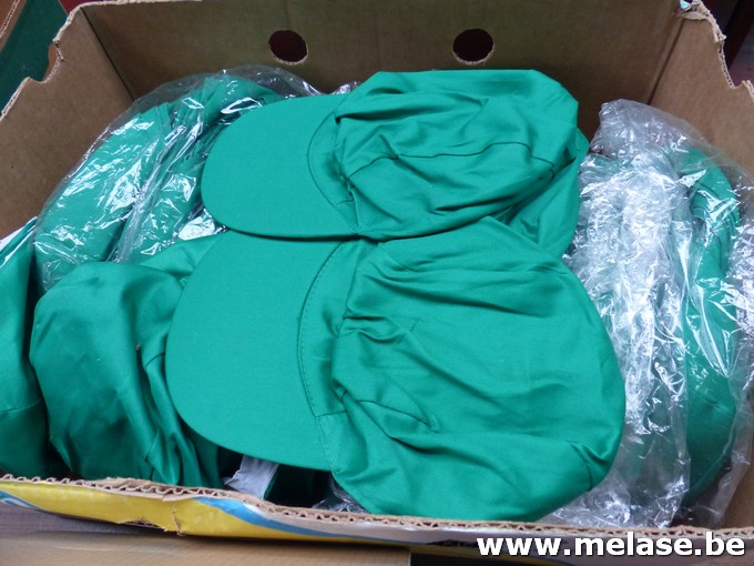 Doos petten "groen"
