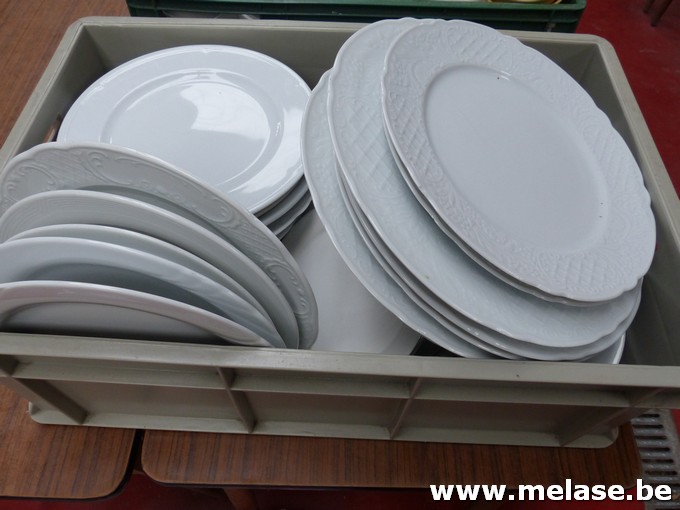 Partij borden en servies