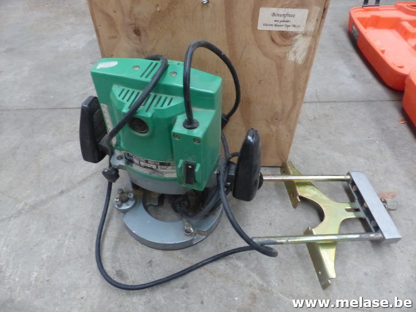 Bovenfrees "Electric router"