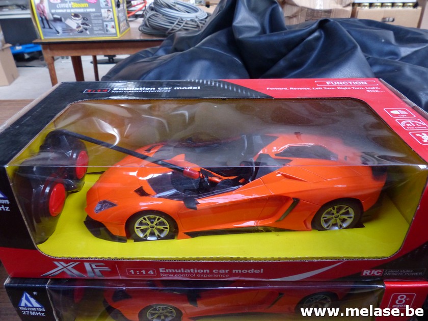 Auto "XF - oranje"