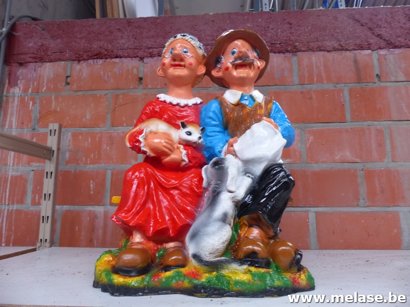 Beeld "oma en opa op bankje"