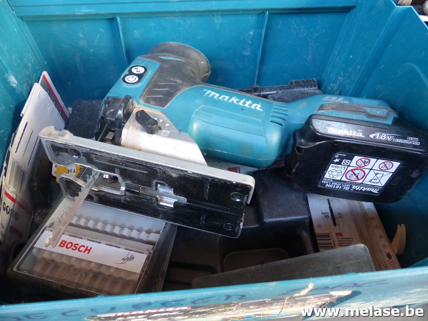 Decoupeermachine "Makita"