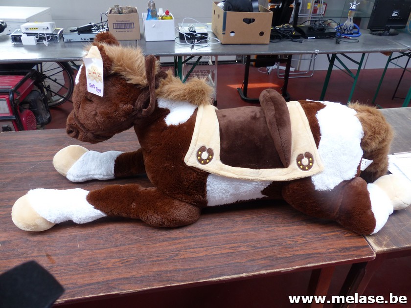 Groot knuffelpaard "Soft Toys"
