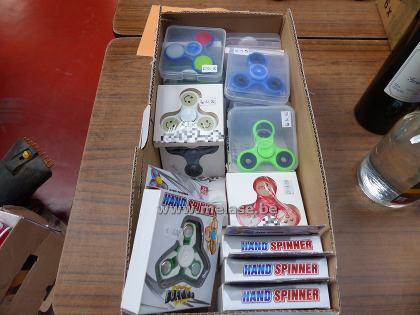 Handspinners