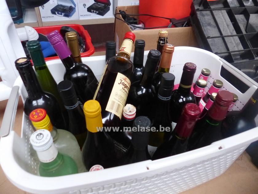 Mand diverse dranken