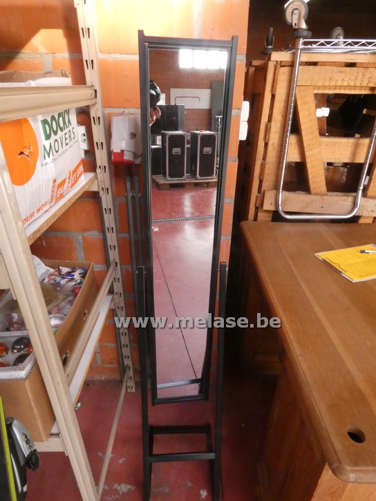 Staande spiegel "zwart"