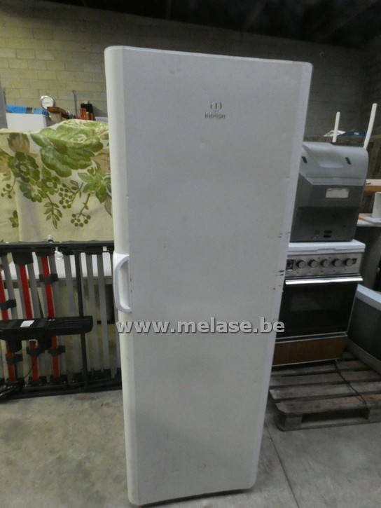Diepvries "Indesit"