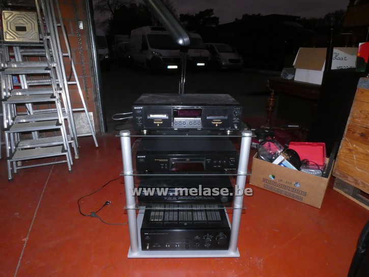 Stereo in meubel "Sony - Yamaha"