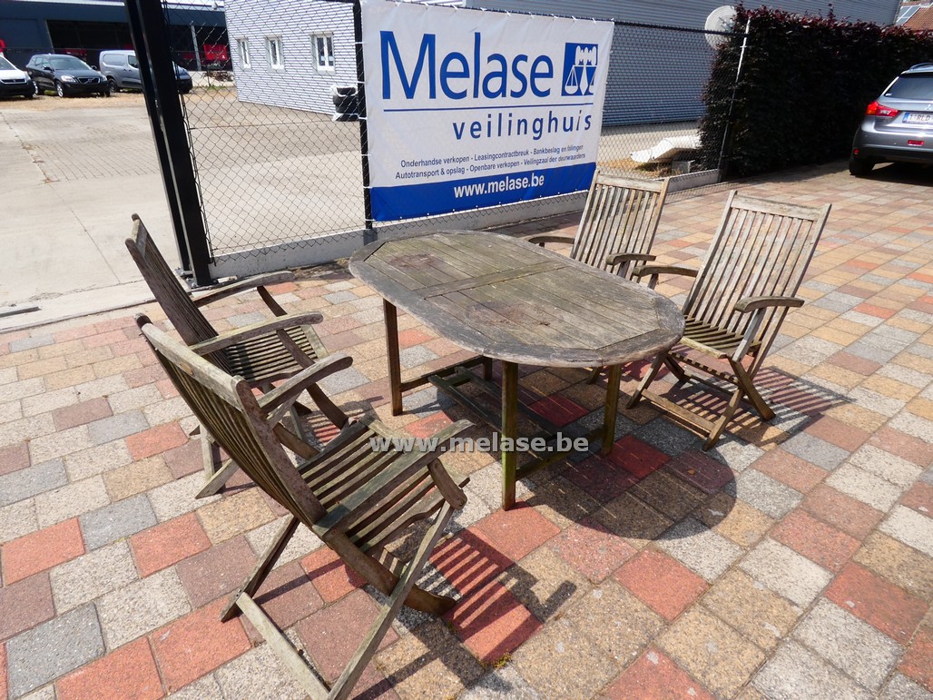Teaken tuintafel