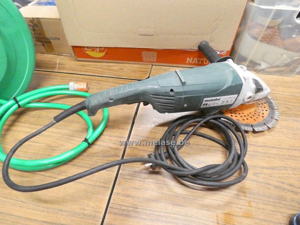 Haakse slijper "Metabo"