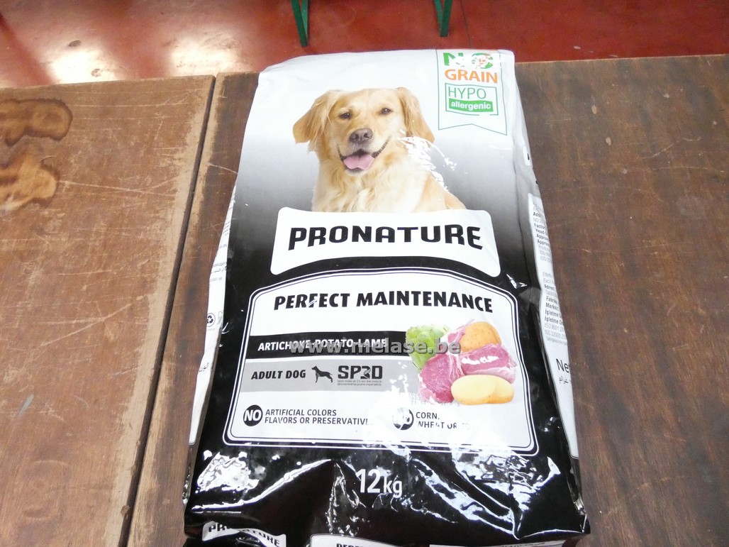 Hondeneten "Pronature"