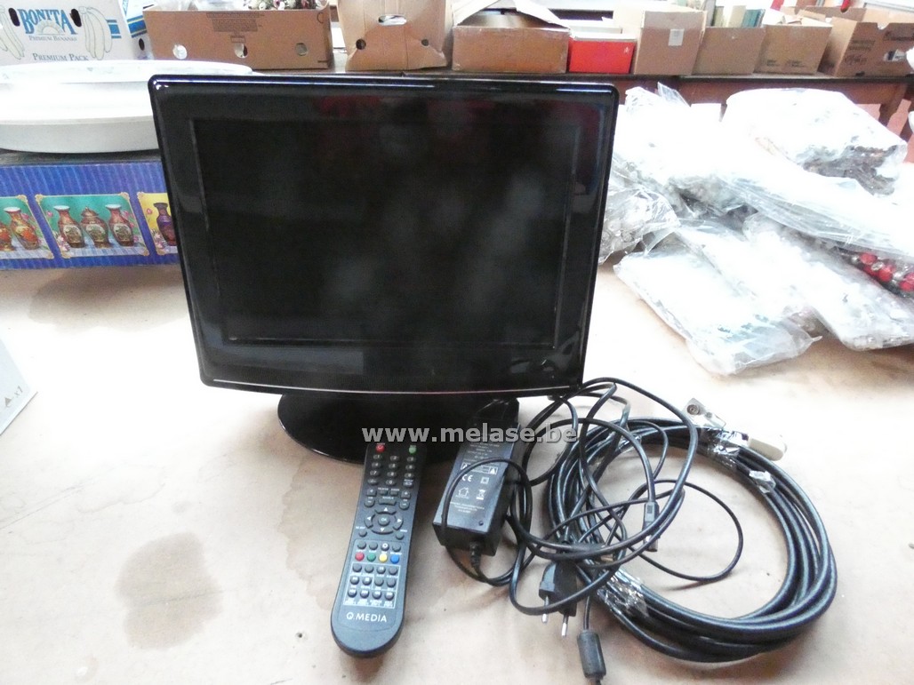 LCD TV "Qmedia" 