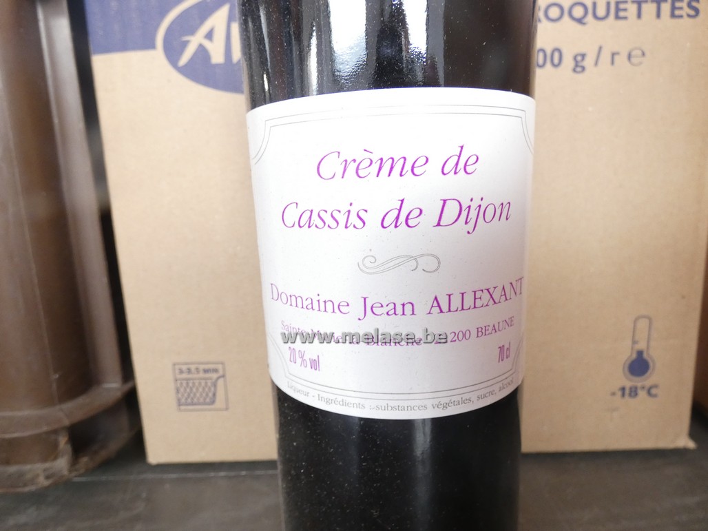 Rode wijn "Crème de cassis de Dijon"
