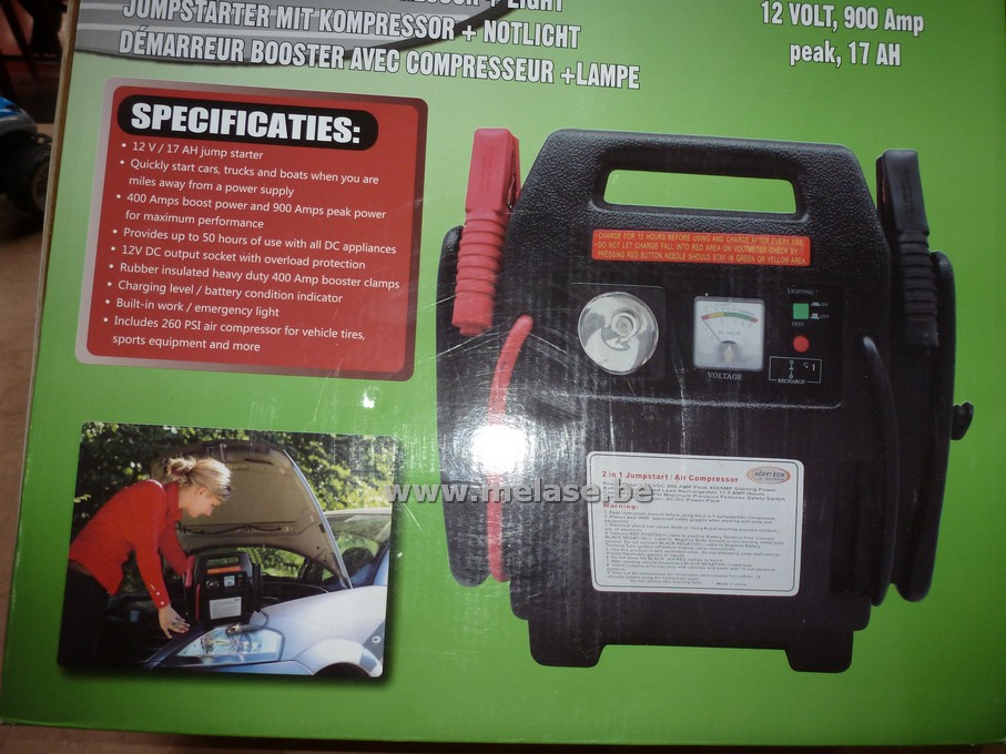 Startbooster met compressor en lamp