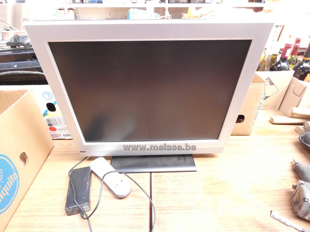 LCD TV