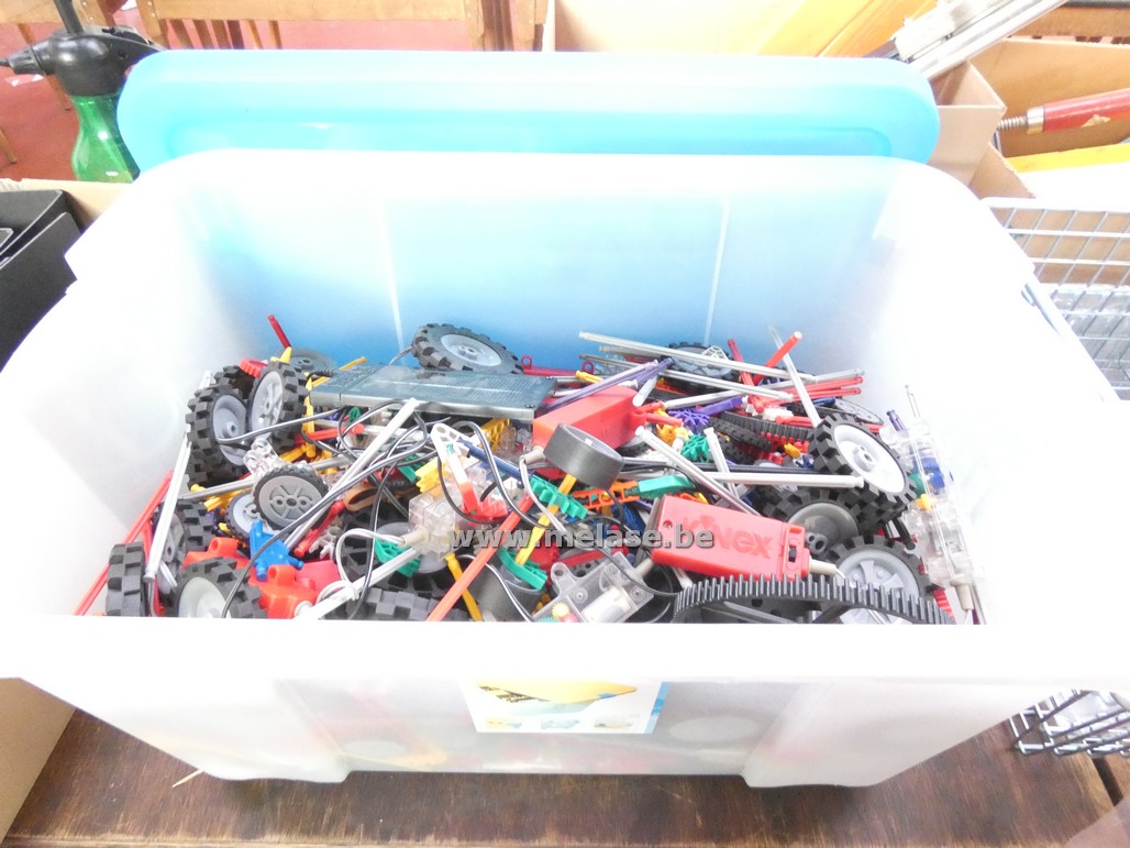 Knex