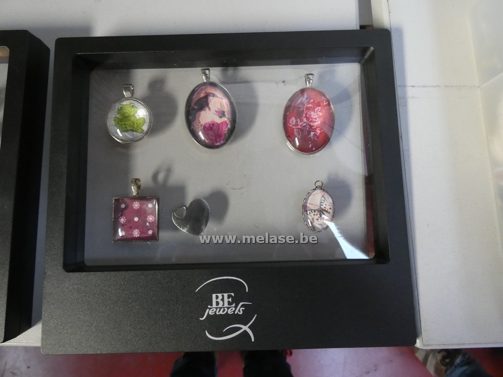 Juweeltjes "BE Jewels"